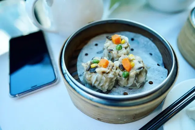 鵝肝菌雞肉燒賣