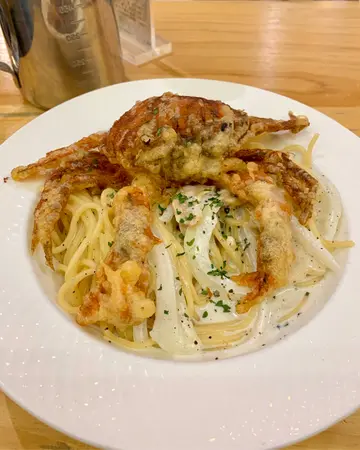 软壳蟹黑松露忌廉义大利面