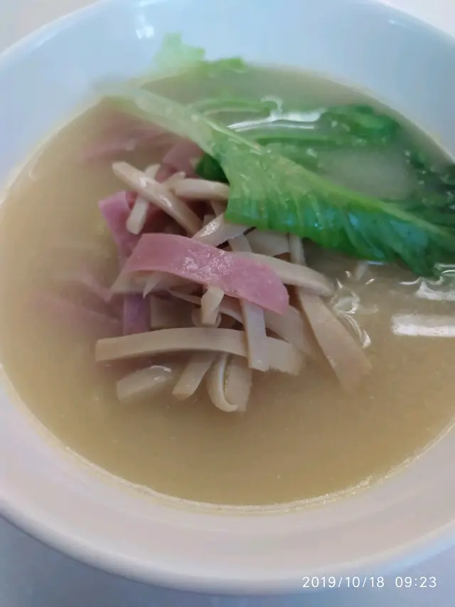 好粗又多鮑魚絲火腿