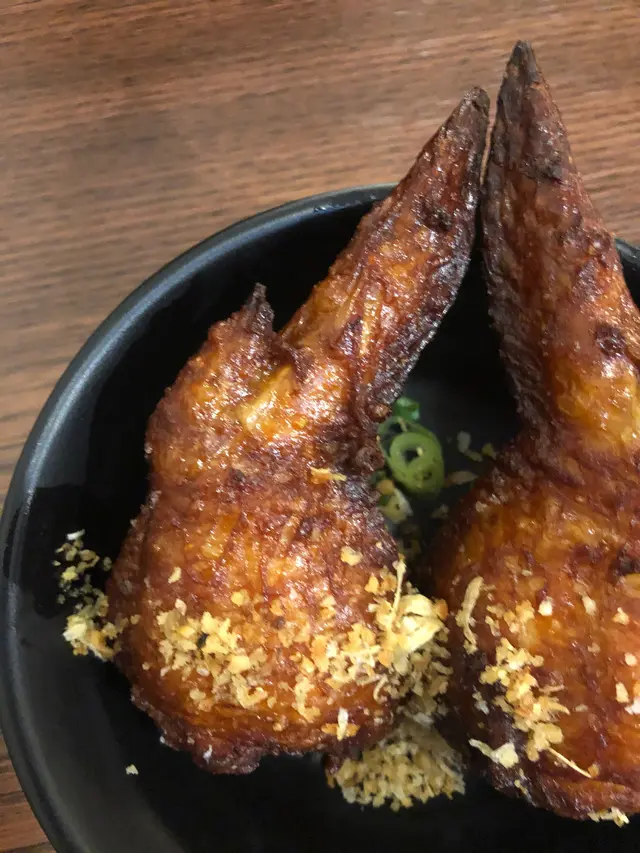 辣糯米釀雞翼（無骨)