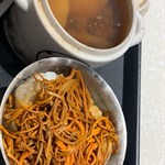 蟲草花排骨飯香口有味但不油膩