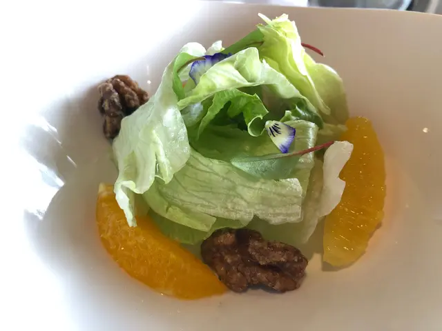 Green Salad with Orange