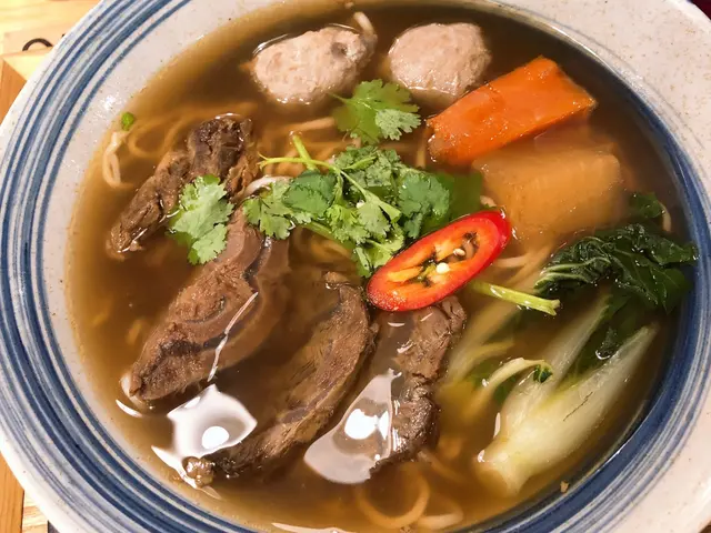 三盛紅燒牛肉麵