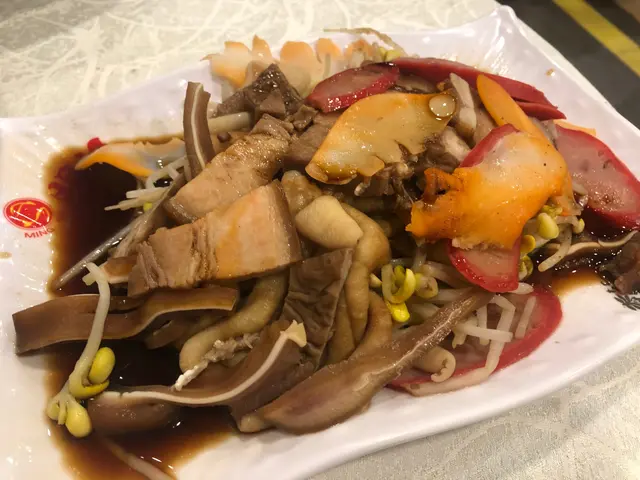 食滿$300送