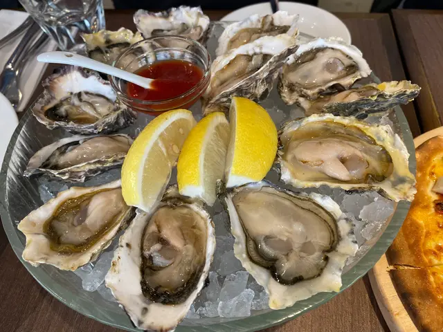   ＄10一隻蠔超底食，有鮮味及夾口