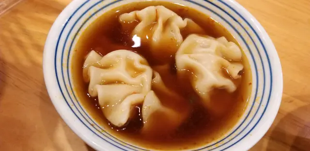 牛肉濃湯水餃