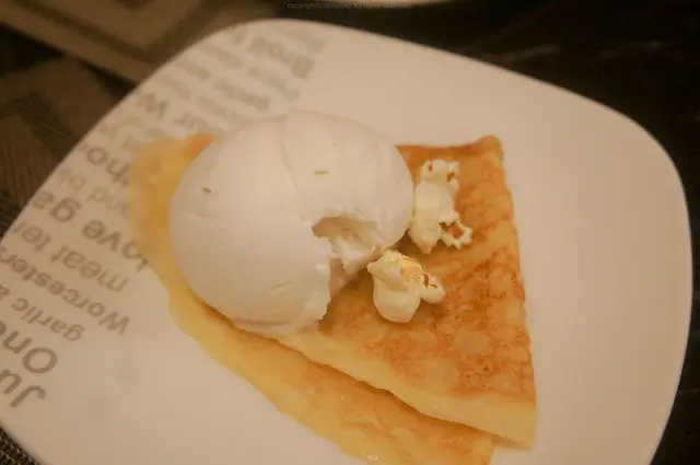 Crêpe + 椰子雪糕