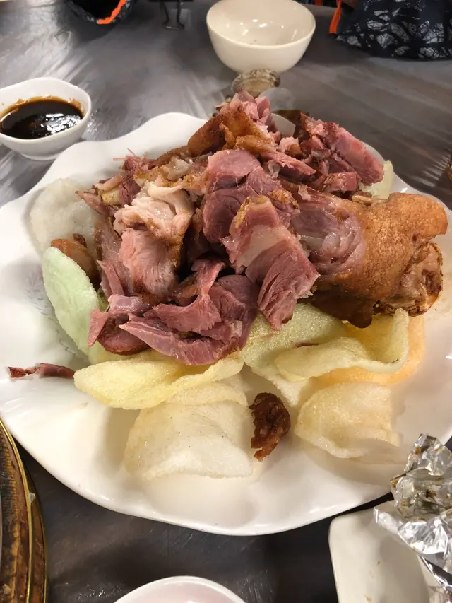 又脆皮，又多肉，必定要叫的，不會太咸和油膩。