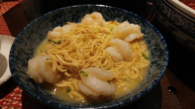 牛油蝦球伊麵
