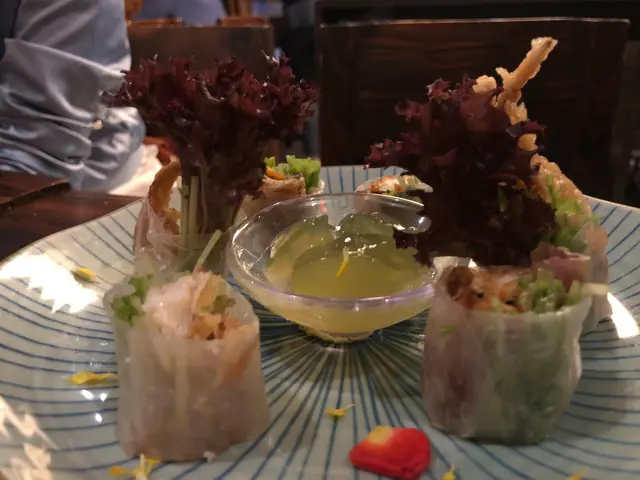 炸軟殼蟹米紙卷