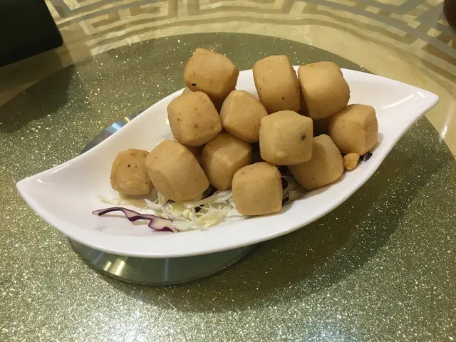 粒粒金磚豆腐