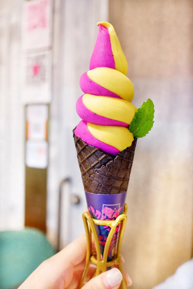 雙味軟雪糕筒
