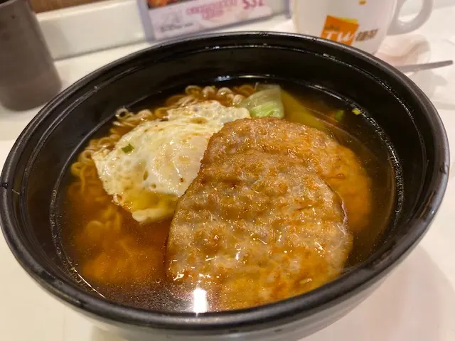 豬柳蛋餐肉煎蛋出前一丁