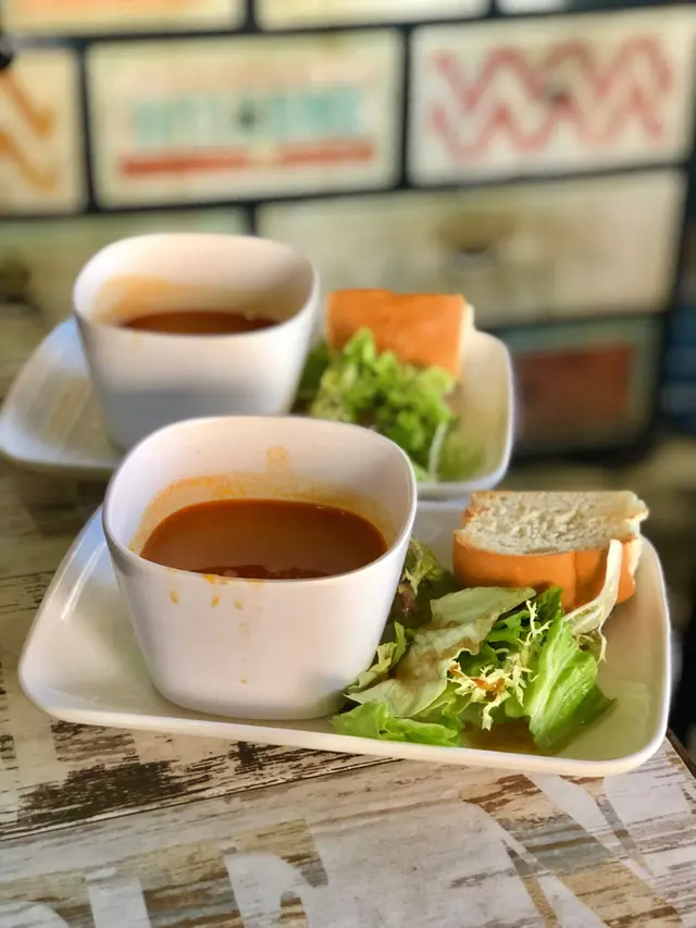 跟餐(餐湯、沙律、餐飲)