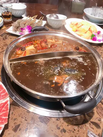 桃胶乌鸡养生㶽