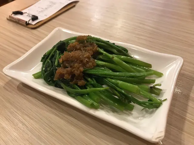秘醬通菜