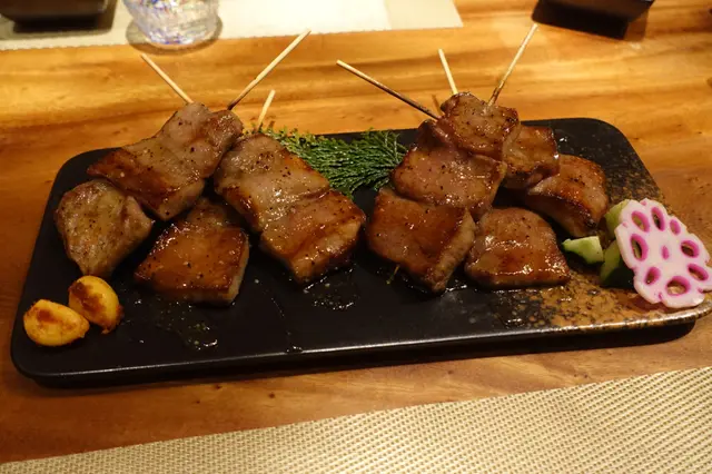 厚切的牛舌,爽口之餘,又不會有腥臭味