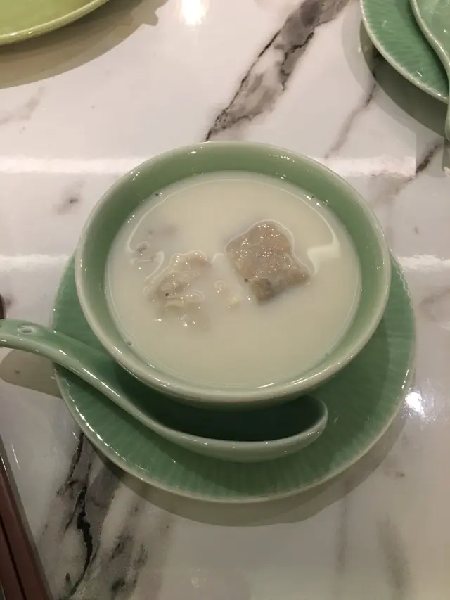 招牌杏汁燉白肺湯