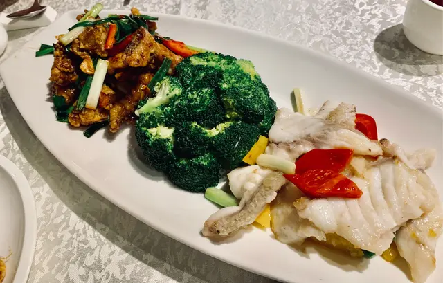 燒汁頭腩伴翡翠龍躉球