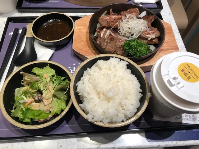 鐵板燒山賊汁安格斯牛仔骨