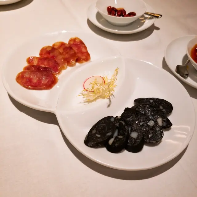 墨魚腸拼土豬肉香腸