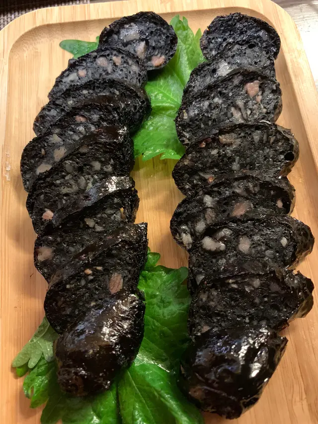 墨魚汁腸（期間限定）