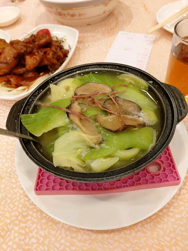 芥菜整得唔好會苦，但呢個就好食，如果多啲雲腿就好啦