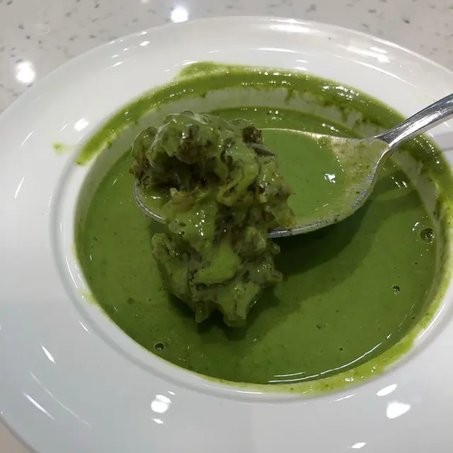 菠菜桃膠忌廉湯