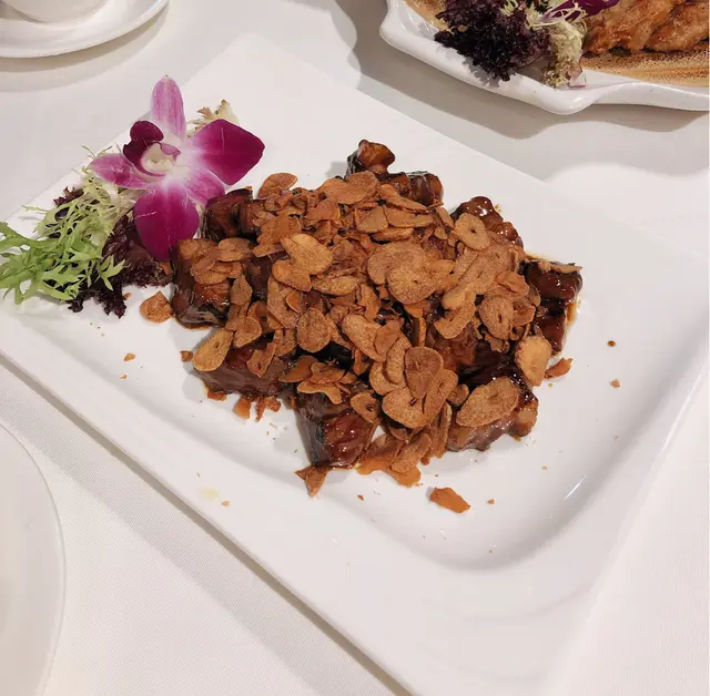 蒜片雪花肥牛粒 例