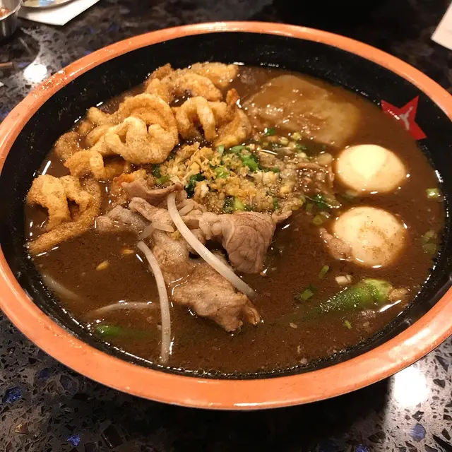 頂級美國肥牛船湯金邊粉