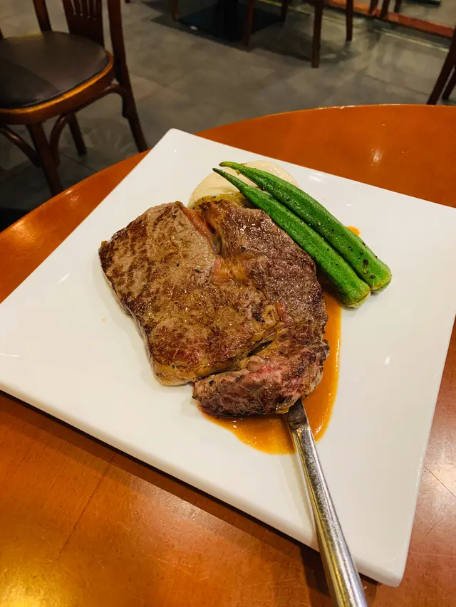 炭燒美國安格斯肉眼牛扒