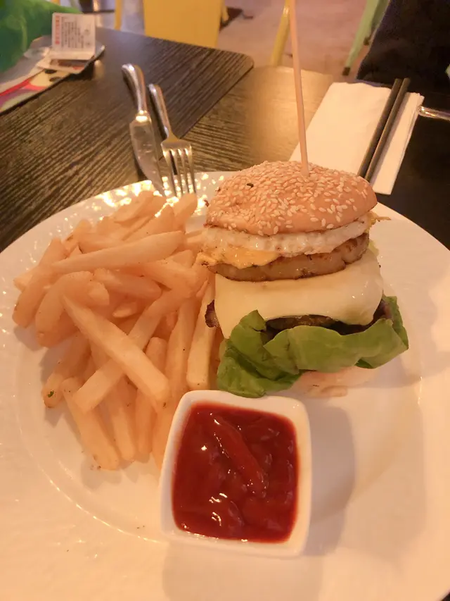 至尊澳洲和牛芝士漢堡