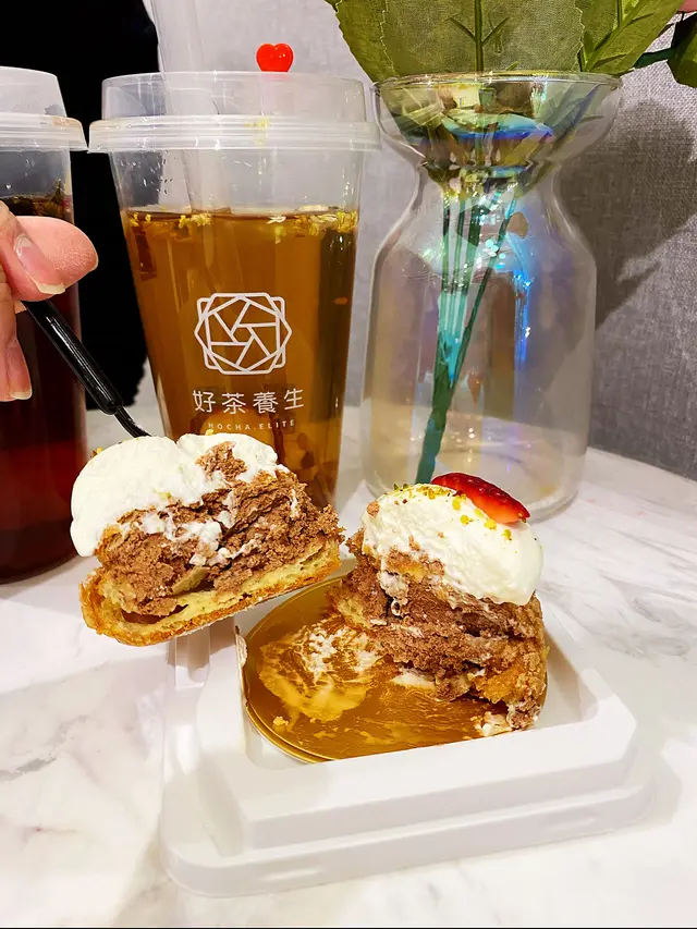 野莓忌廉朱古力泡芙