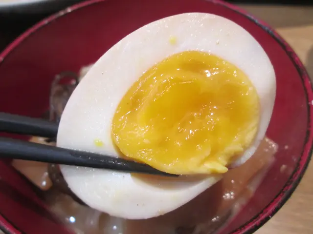 溏心蛋不太流心