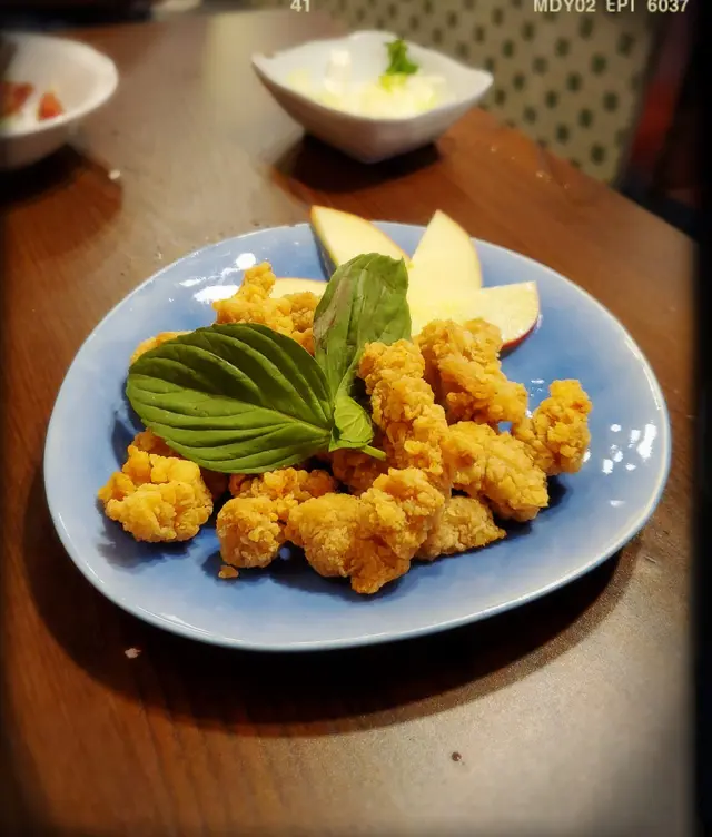 蘋果鹽酥雞（$38）