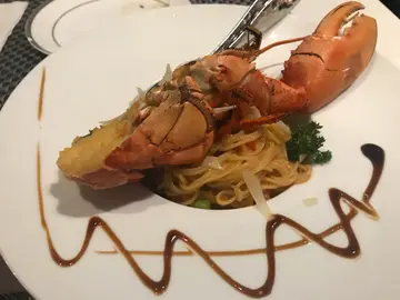 芝士海胆酱焗龙虾半天使面