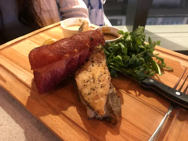 香煎比目魚拼德國咸豬手