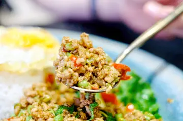 香葉肉碎雞蛋飯