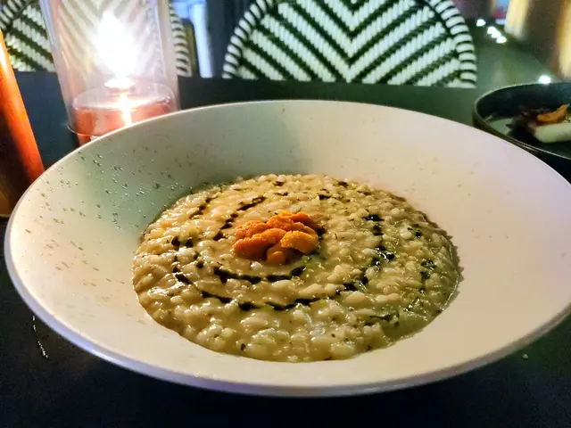 大蜆及海膽西班牙圓米燉飯