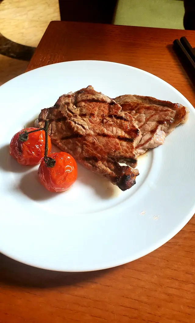 保持一慣酒店自助餐燒牛肉水準