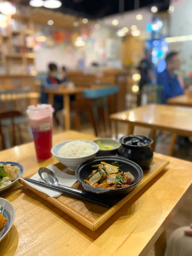 煲仔 · 塔香三杯雞定食