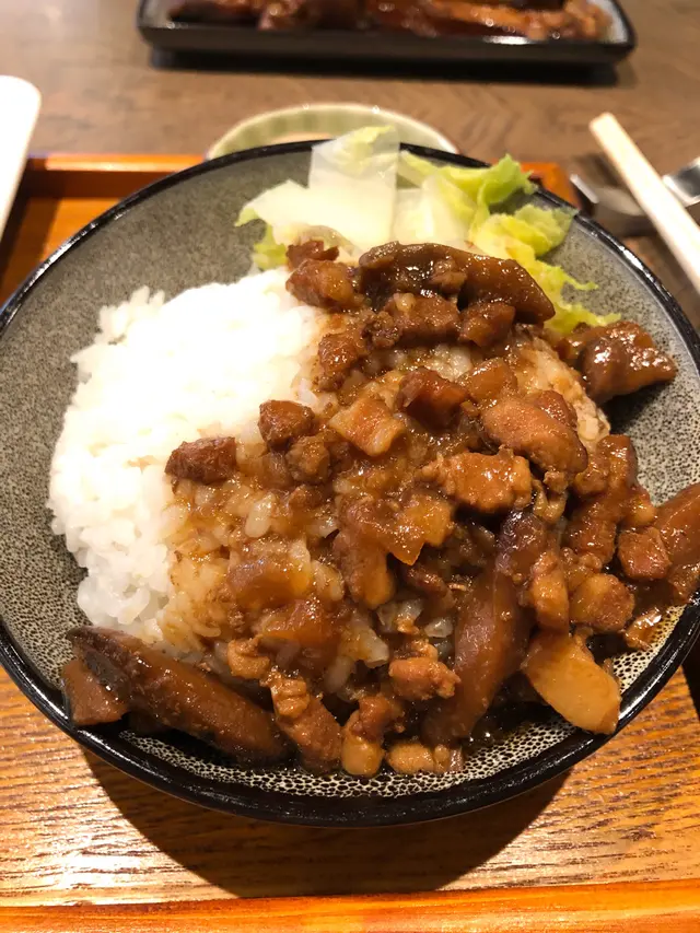 滷肉飯