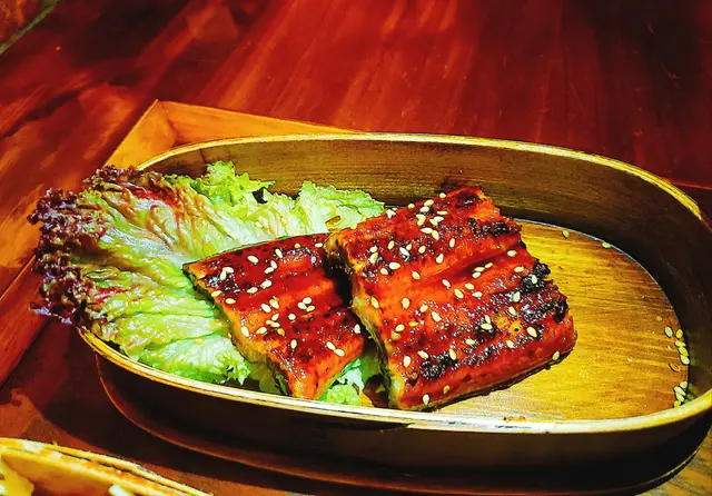 蒲燒鰻魚丼