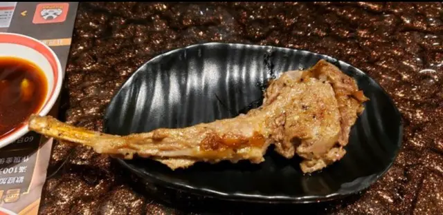 個人怕羊騷，但食落唔感太騷而且啖啖肉👍