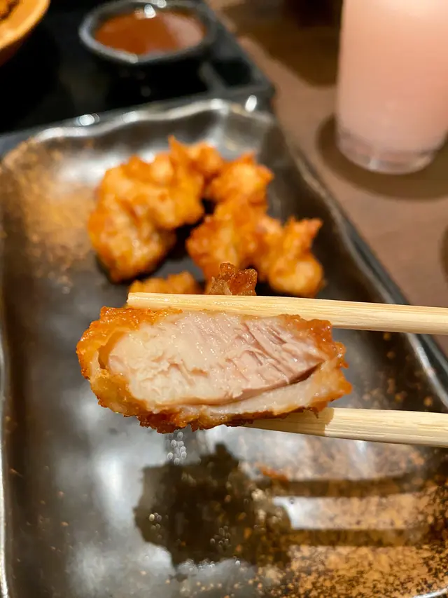 鐵鍋豬肉泡飯配唐揚炸雞定食