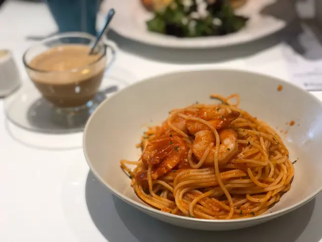 香草蕃茄大蝦意粉