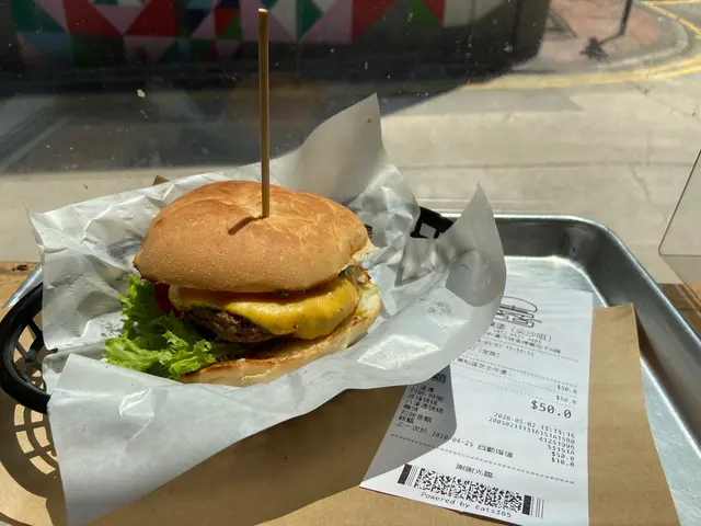 黑松露芝士牛堡