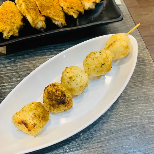 墨魚丸串燒