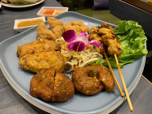 泰式拼盤