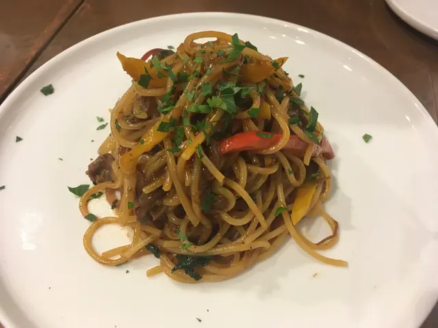 牛肉絲惹味，意粉彈牙，正！